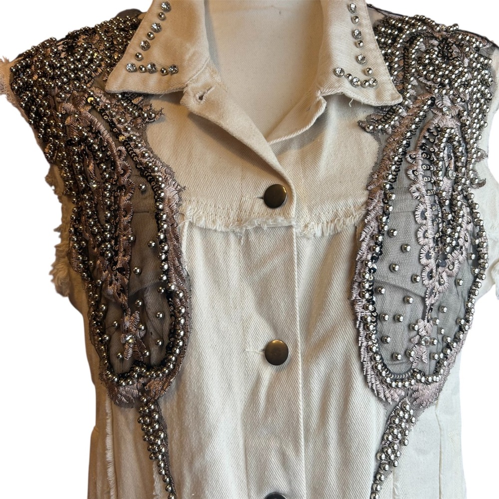 POL Embellished Denim Vest Cream Size S Oversized Beaded Studded Trucker Jacket - Picture 9 of 13